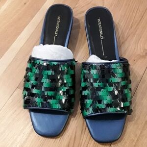 BN in box green sequined  sandals